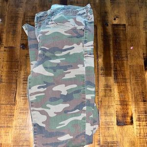Camo jeans